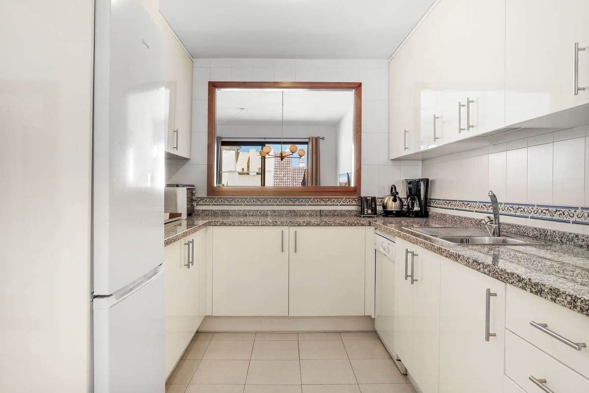 2 sypialnia Apartament na sprzedaż w Manilva z basenem garażem - 235 000 € (Ref: 9784435)