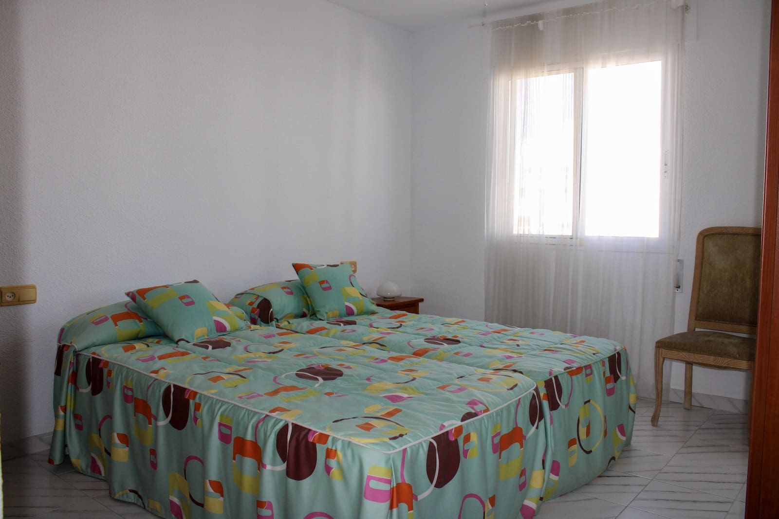 3 makuuhuone Paritalo myytävänä paikassa Torrox mukana uima-altaan 
autotalli - 350 000 € (Ref: 9795248)