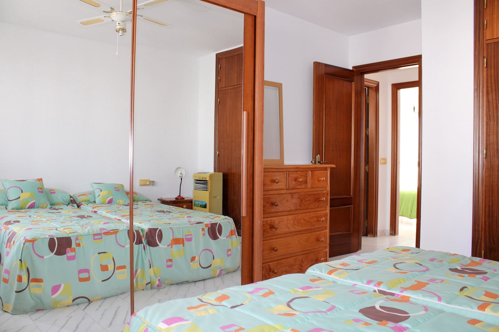 3 makuuhuone Paritalo myytävänä paikassa Torrox mukana uima-altaan 
autotalli - 350 000 € (Ref: 9795248)