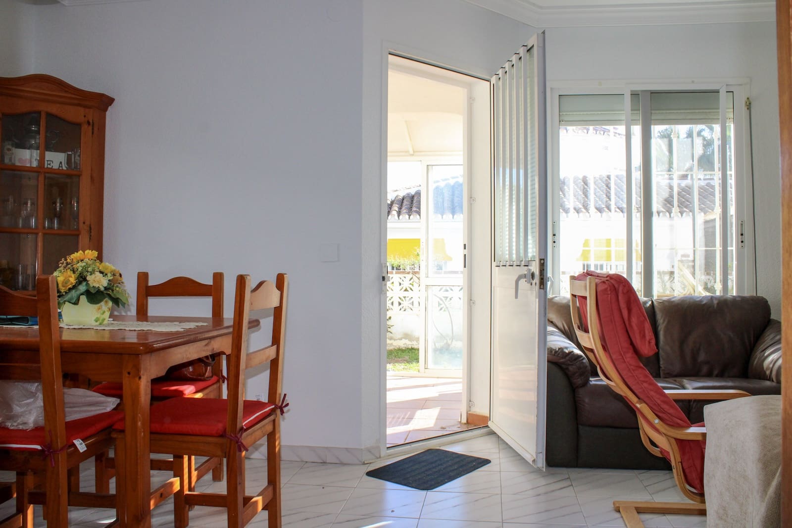 3 makuuhuone Paritalo myytävänä paikassa Torrox mukana uima-altaan 
autotalli - 350 000 € (Ref: 9795248)