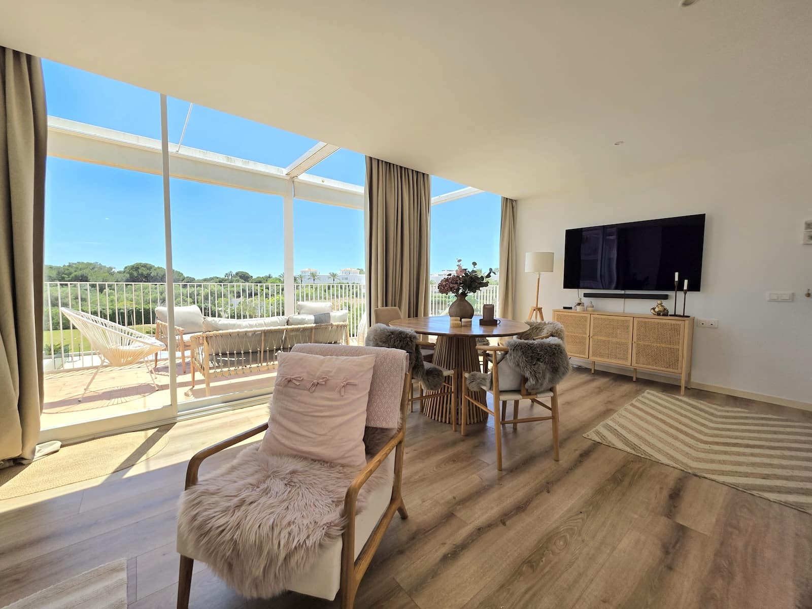 2 soverom Penthouse til salgs i Cala d'Or med svømmebasseng - € 399 500 (Ref: 9834912)