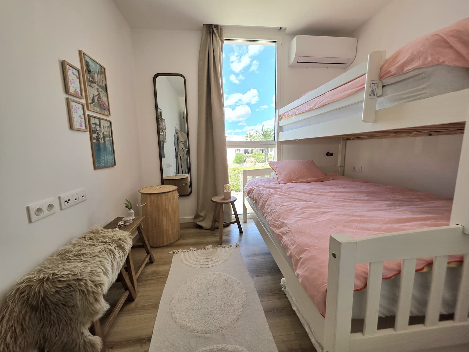 2 soverom Penthouse til salgs i Cala d'Or med svømmebasseng - € 399 500 (Ref: 9834912)