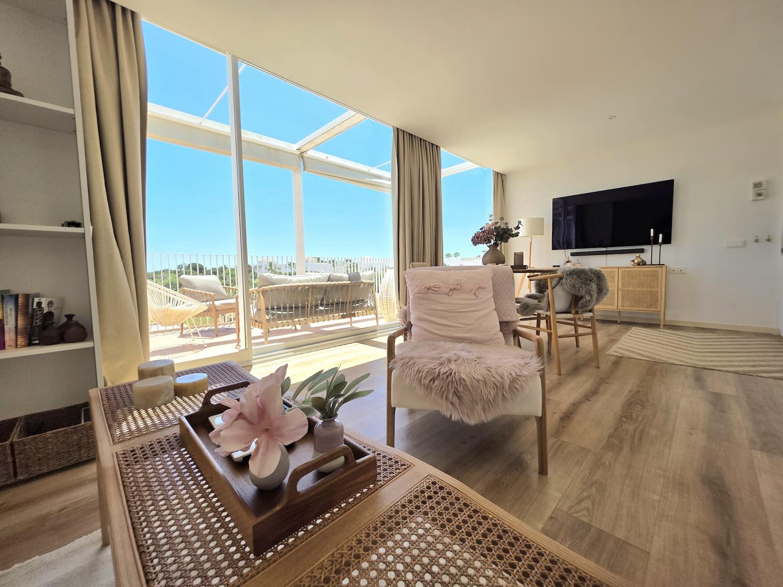 2 soverom Penthouse til salgs i Cala d'Or med svømmebasseng - € 399 500 (Ref: 9834912)