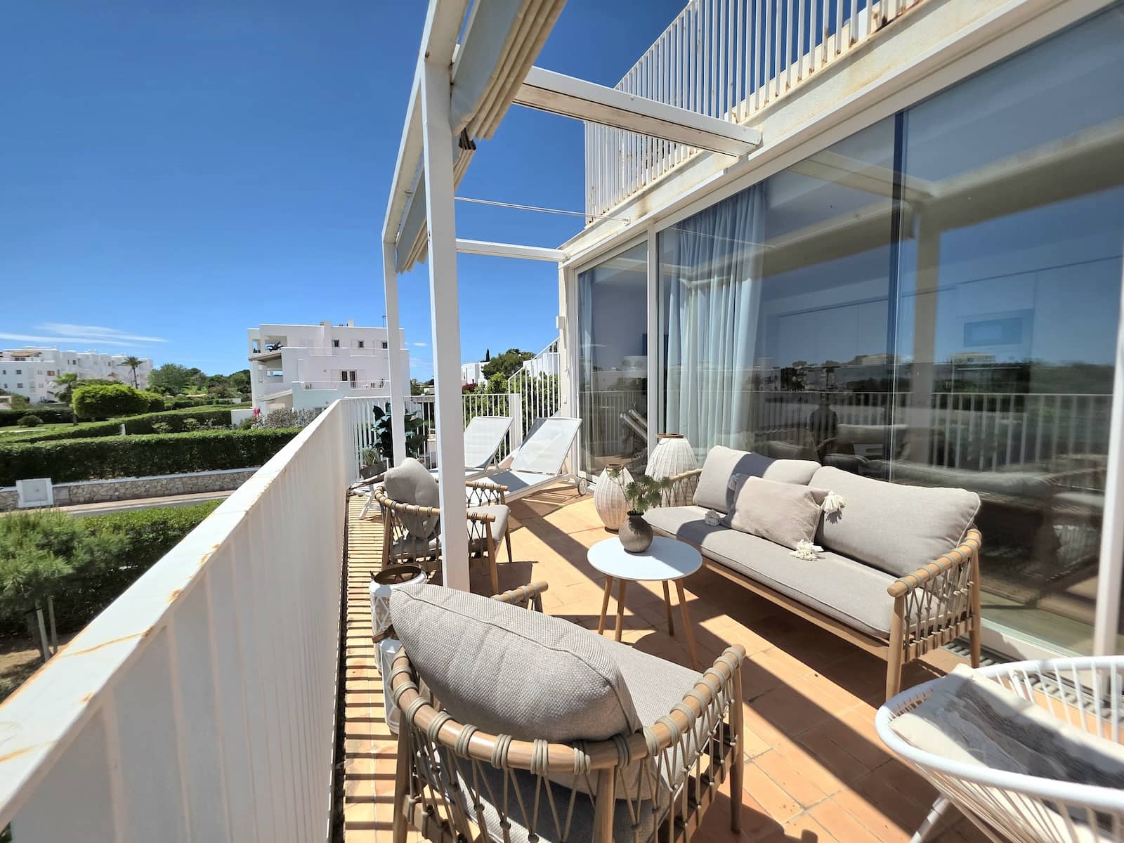 2 soverom Penthouse til salgs i Cala d'Or med svømmebasseng - € 399 500 (Ref: 9834912)