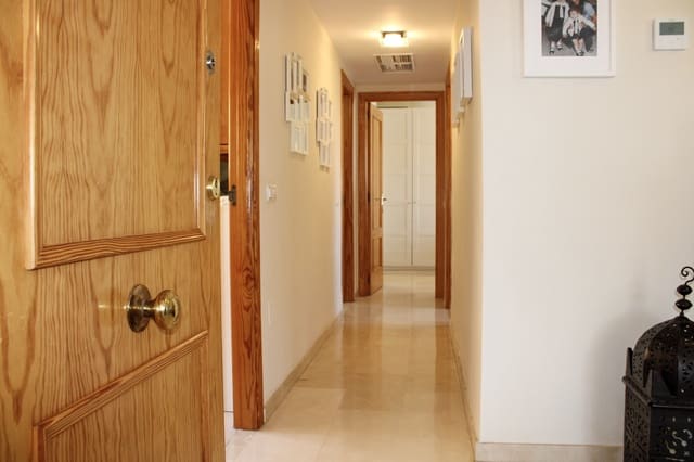 Apartamento de 2 habitaciones en El Peñoncillo, Torrox en venta - 365.000 € (Ref: 9891036)