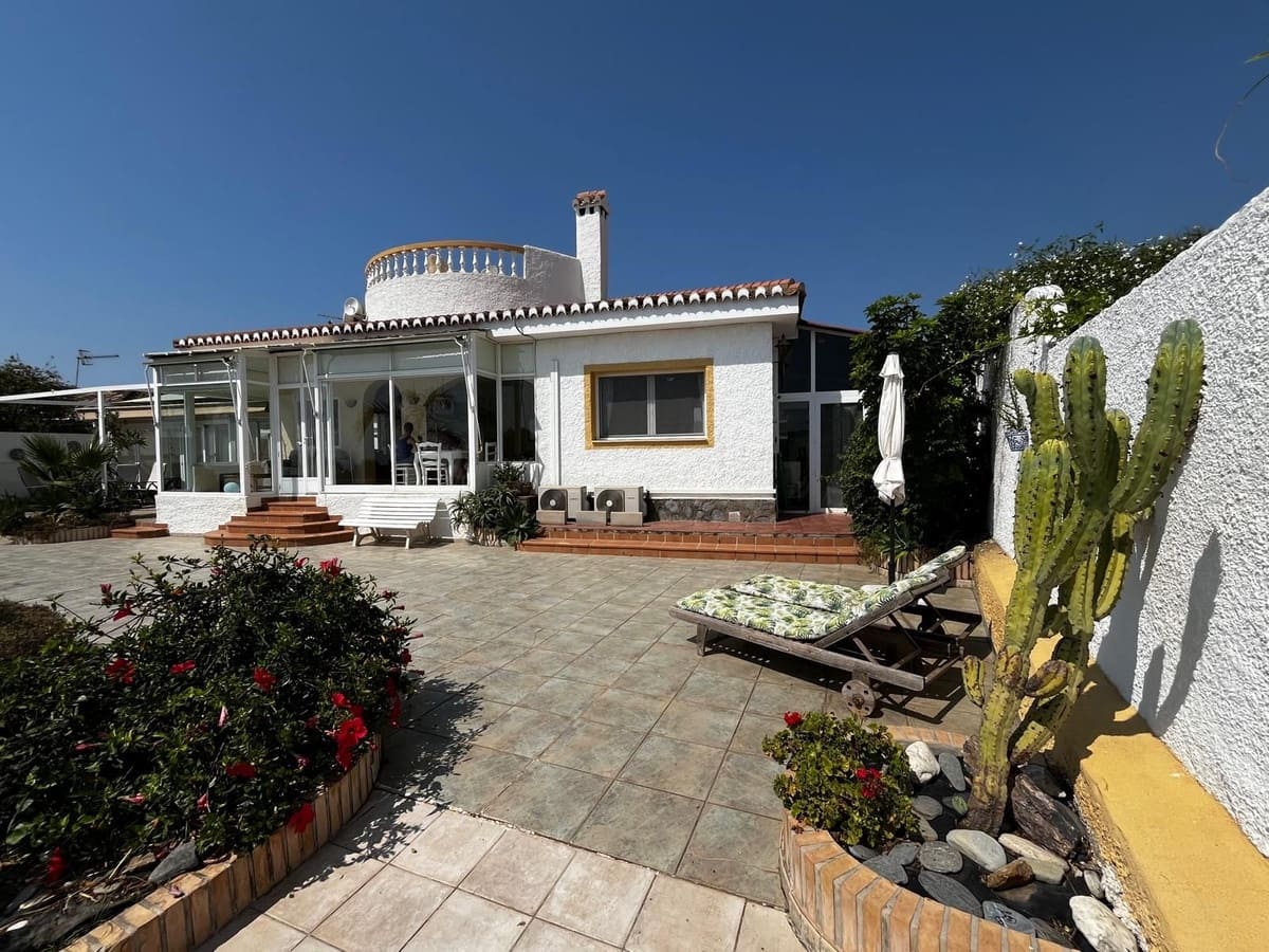3 Zimmer Villa zu verkaufen in Almunecar - 595.000 € (Ref: 9986126)