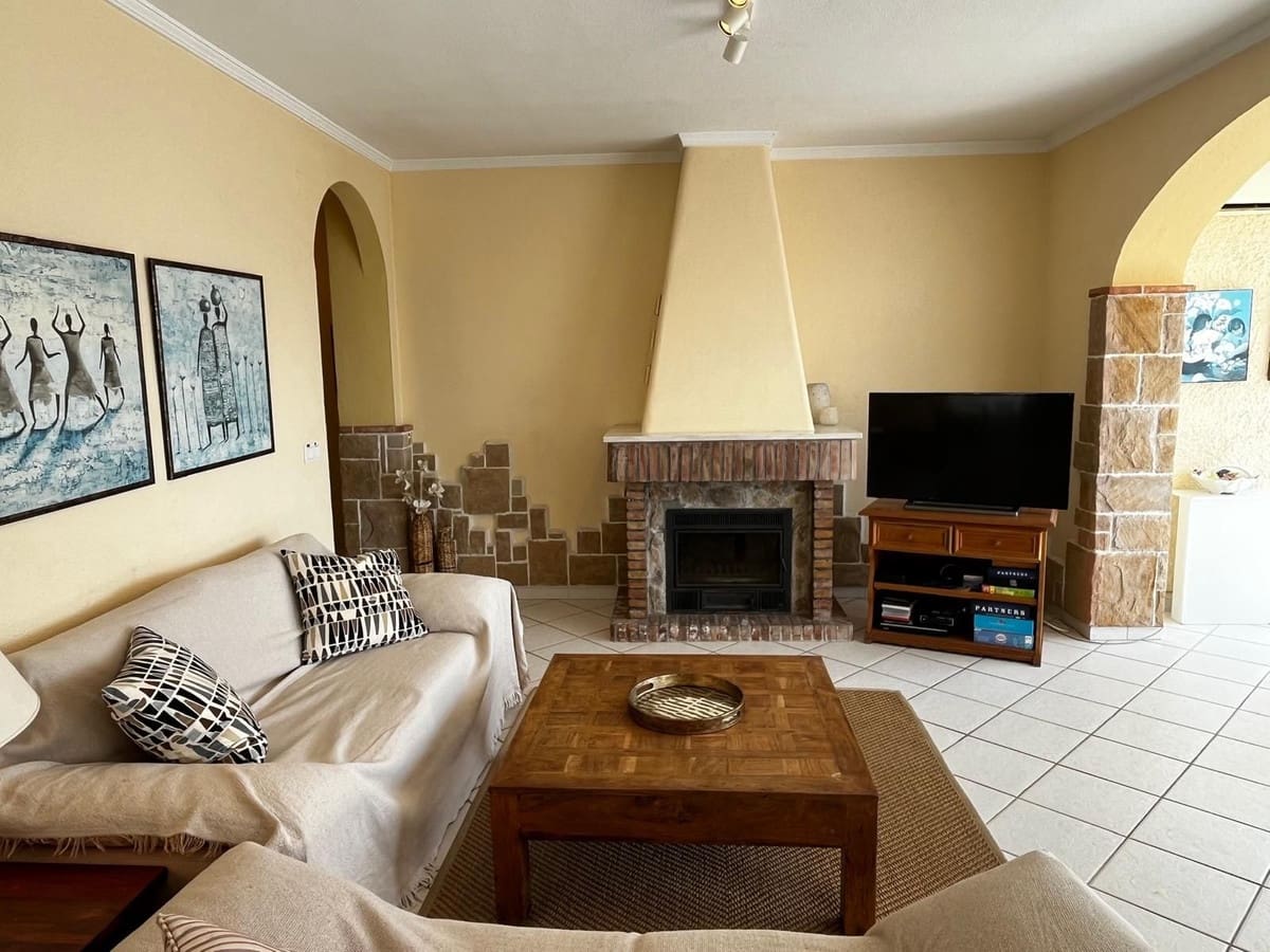 3 Zimmer Villa zu verkaufen in Almunecar - 595.000 € (Ref: 9986126)