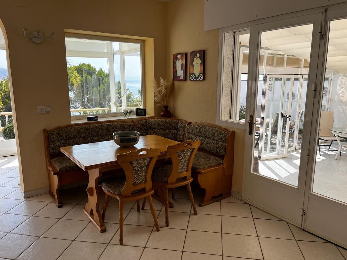3 Zimmer Villa zu verkaufen in Almunecar - 595.000 € (Ref: 9986126)
