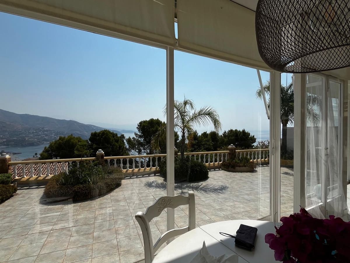 3 Zimmer Villa zu verkaufen in Almunecar - 595.000 € (Ref: 9986126)