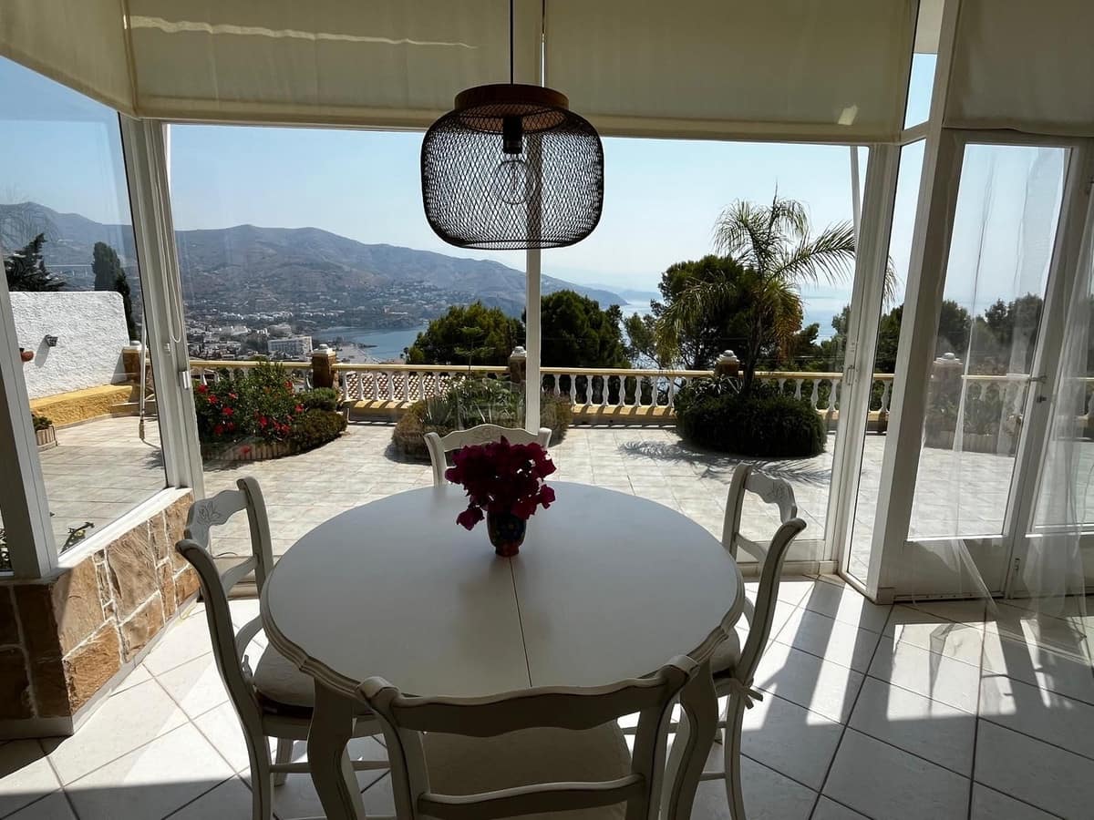 3 Zimmer Villa zu verkaufen in Almunecar - 595.000 € (Ref: 9986126)