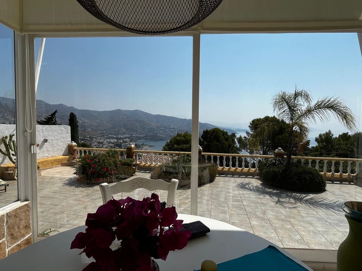 3 Zimmer Villa zu verkaufen in Almunecar - 595.000 € (Ref: 9986126)