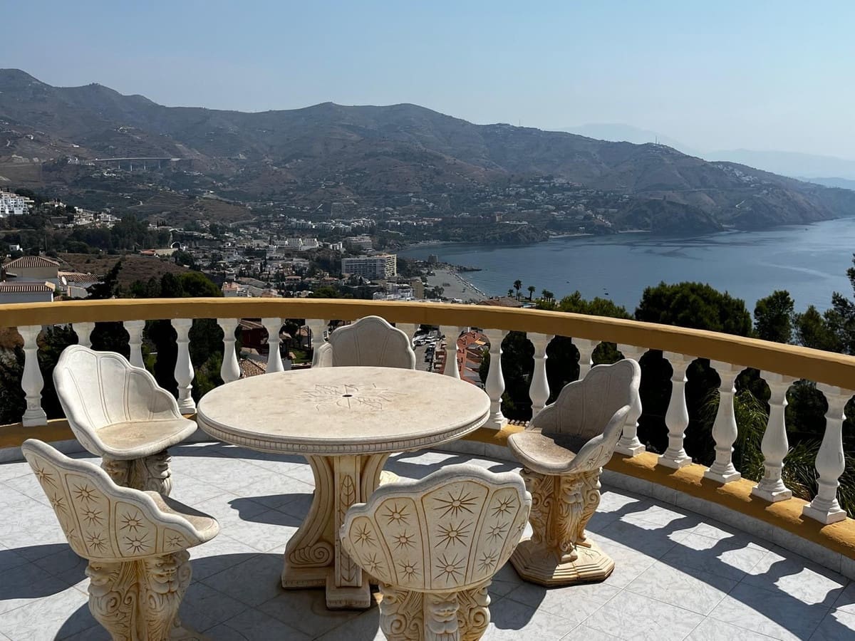 3 Zimmer Villa zu verkaufen in Almunecar - 595.000 € (Ref: 9986126)