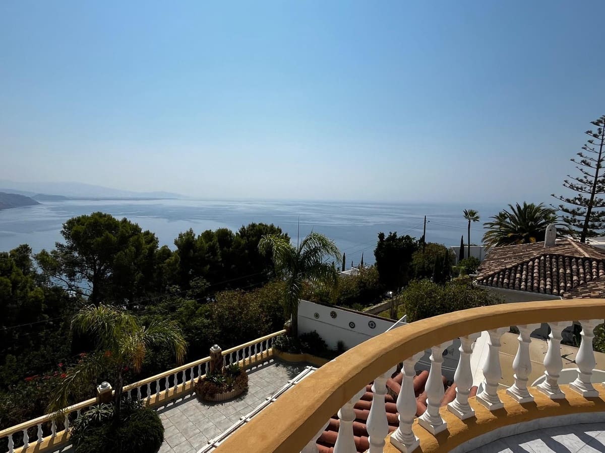 3 Zimmer Villa zu verkaufen in Almunecar - 595.000 € (Ref: 9986126)