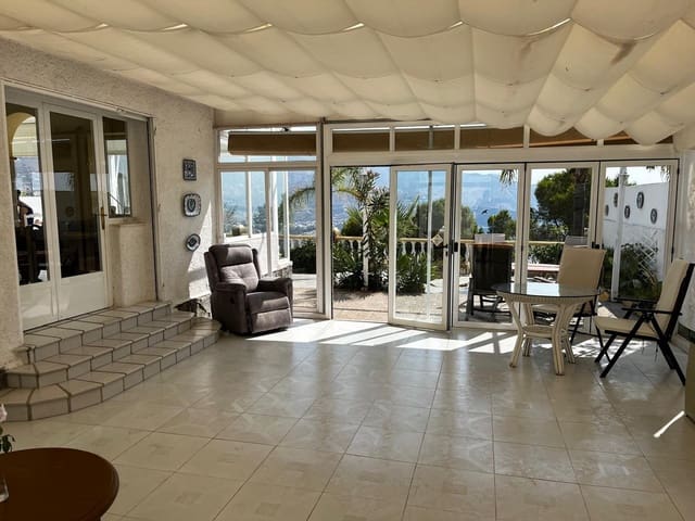 3 Zimmer Villa zu verkaufen in Almuñécar - 595.000 € (Ref: 9986126)