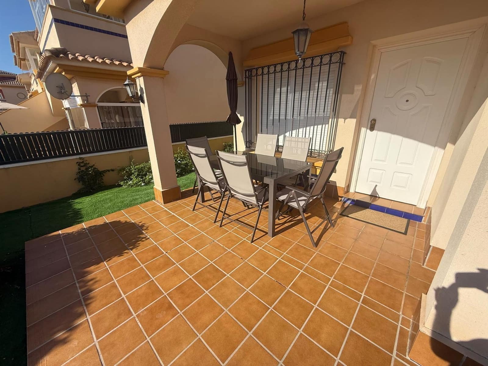 2 sypialnia Bungalow na sprzedaż w Orihuela Costa z basenem - 189 000 € (Ref: 10001319)