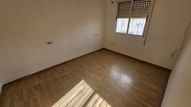 2 bedroom Semi-detached Villa for sale in El Chaparral - La Siesta - La Torreta, Torrevieja with pool - € 160,000 (Ref: 10008076)