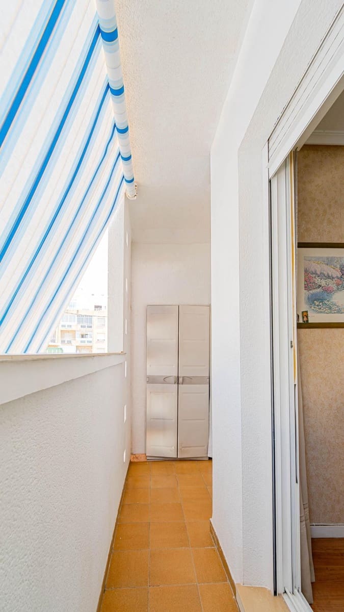 2 sypialnia Apartament na sprzedaż w Torrevieja - 119 900 € (Ref: 10016821)
