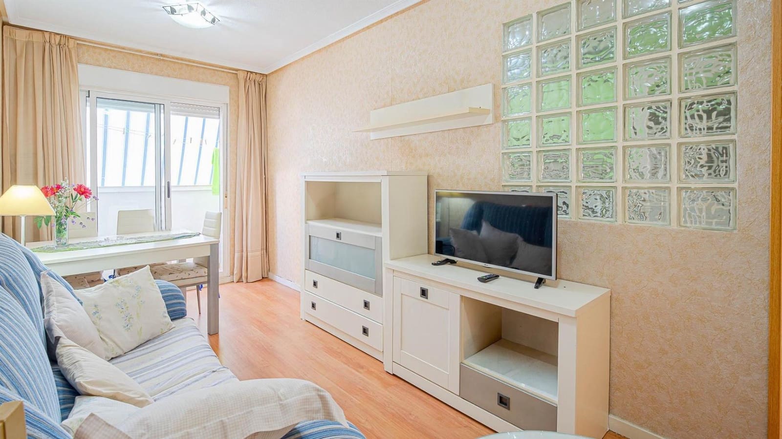 2 sypialnia Apartament na sprzedaż w Torrevieja - 119 900 € (Ref: 10016821)