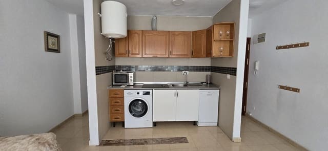 2 bedroom Penthouse for sale in Centro - Muelle Pesquero, Torrevieja - € 150,000 (Ref: 10043273)