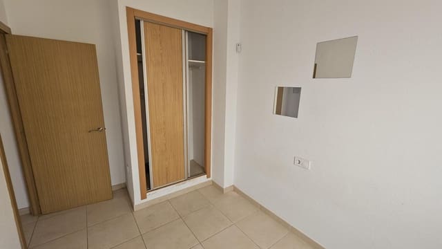 3 soverom Leilighet til salgs i Las Piscinas Naturales, Torrevieja med garasje - € 149 000 (Ref: 10054425)