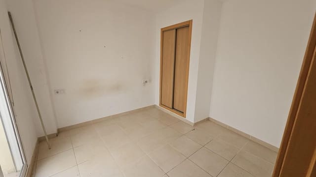 3 soverom Leilighet til salgs i Las Piscinas Naturales, Torrevieja med garasje - € 149 000 (Ref: 10054425)