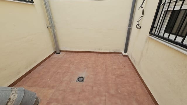 3 soverom Leilighet til salgs i Las Piscinas Naturales, Torrevieja med garasje - € 149 000 (Ref: 10054425)