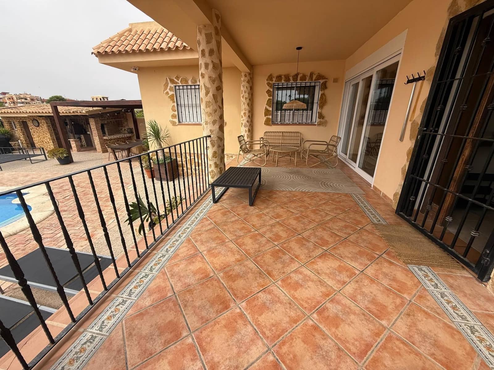 5 Zimmer Villa zu verkaufen in Orihuela Costa mit Pool - 840.000 € (Ref: 10085219)