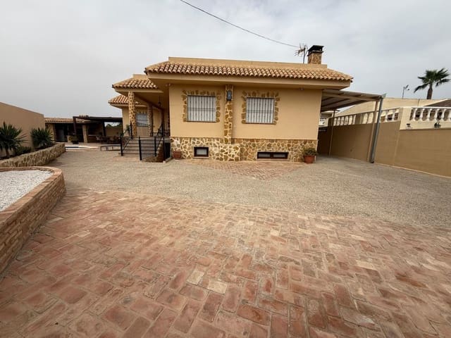 5 Zimmer Villa zu verkaufen in Lomas de Cabo Roig - Los Dolses, Orihuela mit Pool - 840.000 € (Ref: 10085219)