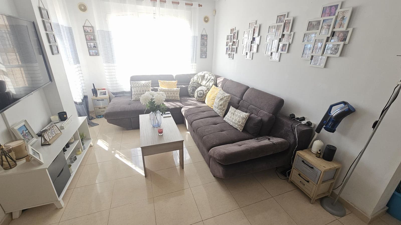 3 soverom Kjedet enebolig til salgs i Orihuela Costa med svømmebasseng garasje - € 225 000 (Ref: 10106537)