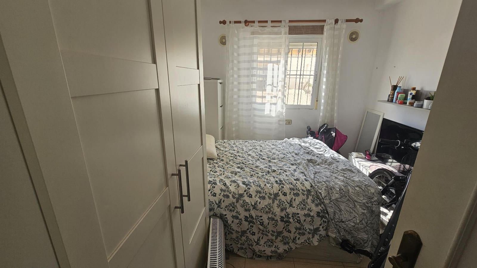 3 soverom Kjedet enebolig til salgs i Orihuela Costa med svømmebasseng garasje - € 225 000 (Ref: 10106537)
