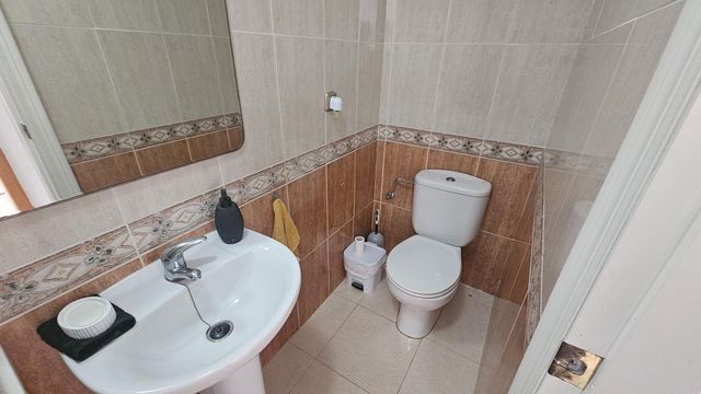 3 soverom Kjedet enebolig til salgs i Lomas de Cabo Roig - Los Dolses, Orihuela med svømmebasseng garasje - € 225 000 (Ref: 10106537)