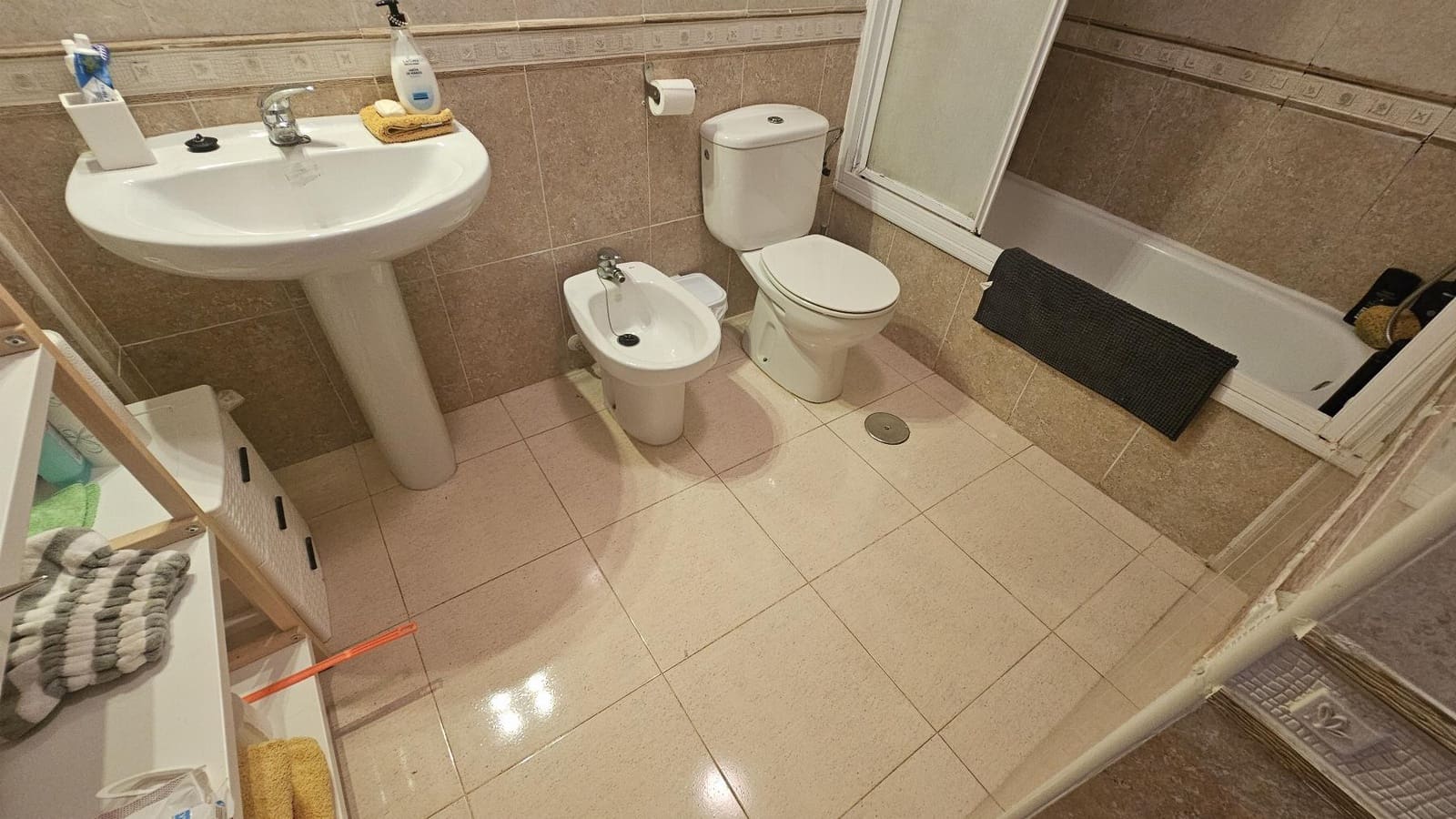 3 soverom Kjedet enebolig til salgs i Orihuela Costa med svømmebasseng garasje - € 225 000 (Ref: 10106537)