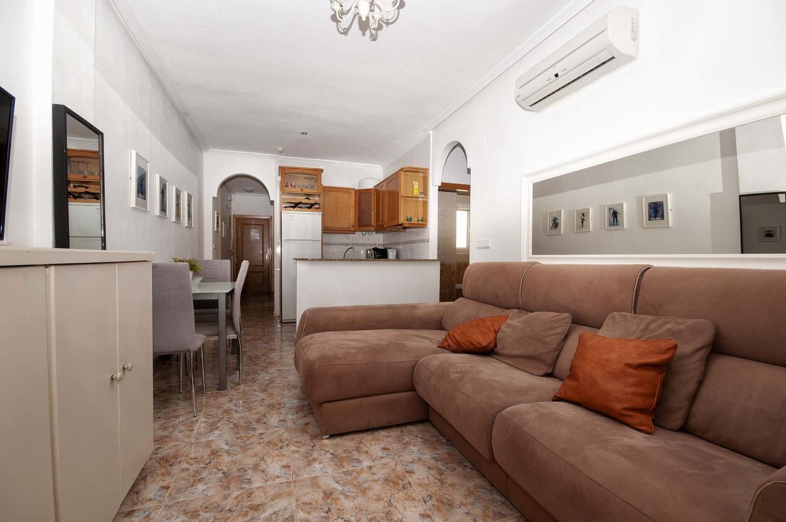 2 Zimmer Apartment zu verkaufen in Orihuela Costa mit Pool Garage - 224.000 € (Ref: 10118413)