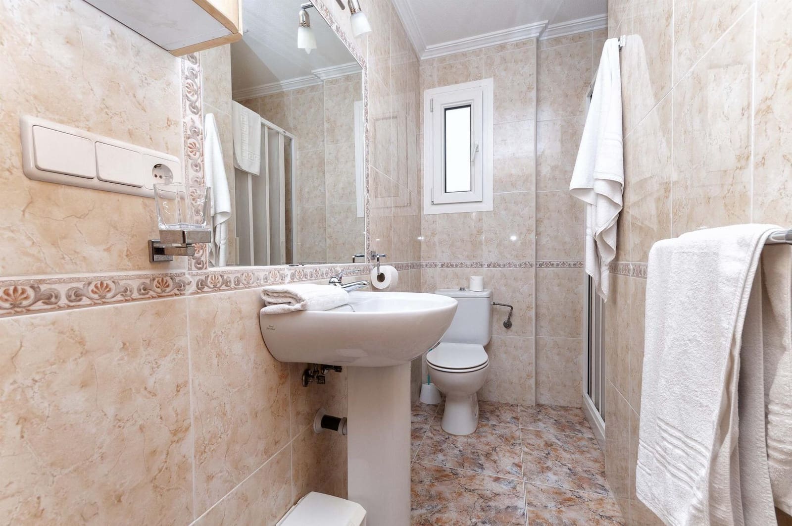 2 Zimmer Apartment zu verkaufen in Orihuela Costa mit Pool Garage - 224.000 € (Ref: 10118413)