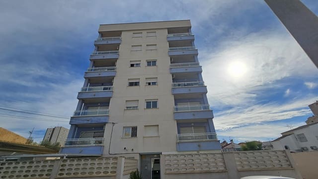 2 soveværelse Lejlighed til salg i Nueva Torrevieja, Torrevieja med garage - € 150.000 (Ref: 10176022)