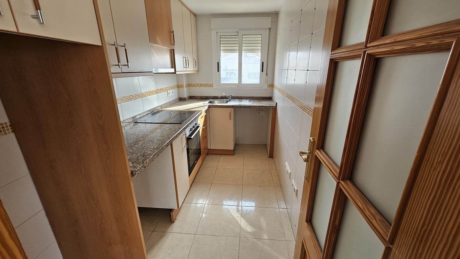 2 soveværelse Lejlighed til salg i Torrevieja med garage - € 150.000 (Ref: 10176022)