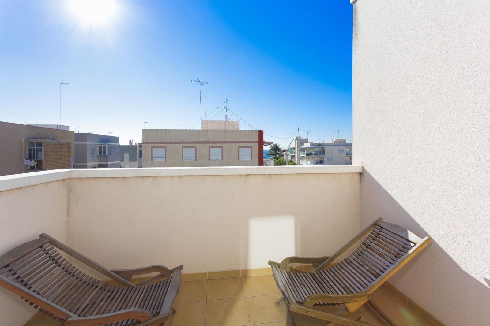 3 soveværelse Bungalow til salg i Santa Pola med swimmingpool - € 300.000 (Ref: 8102186)