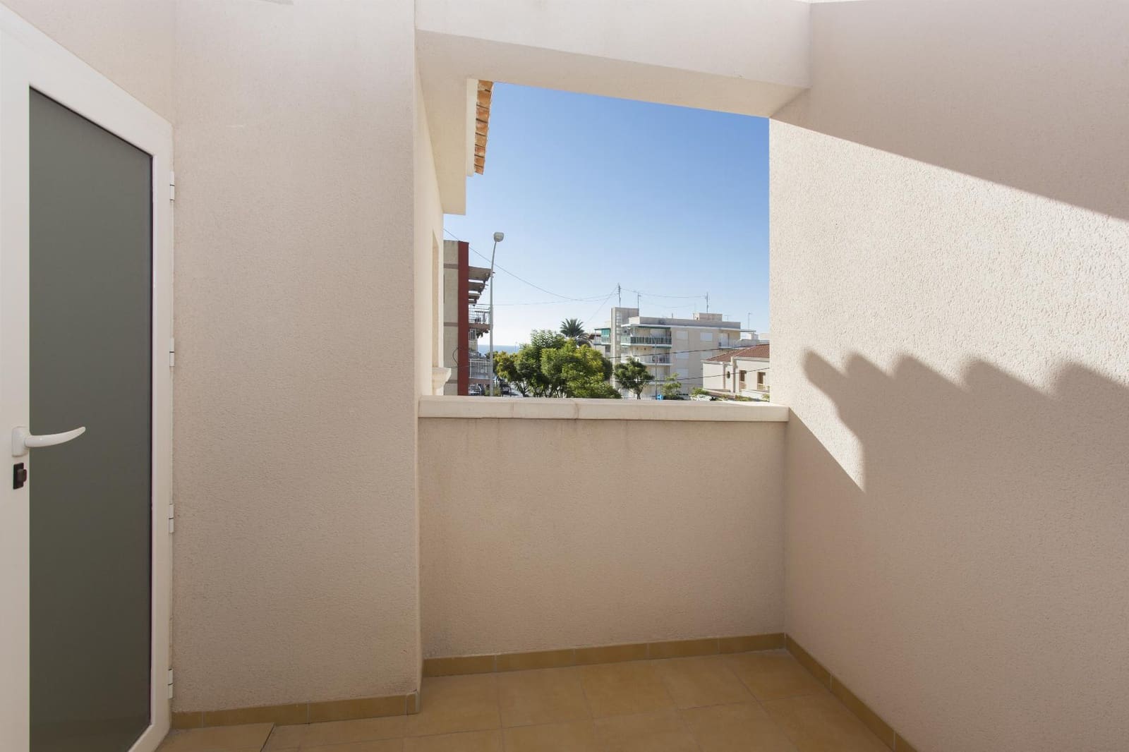 3 soveværelse Bungalow til salg i Santa Pola med swimmingpool - € 300.000 (Ref: 8102186)