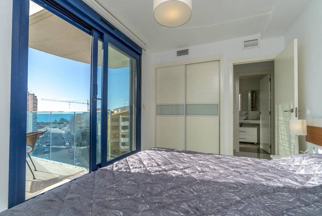 3 sypialnia Apartament na sprzedaż w Punta Prima z basenem garażem - 475 000 € (Ref: 8102190)