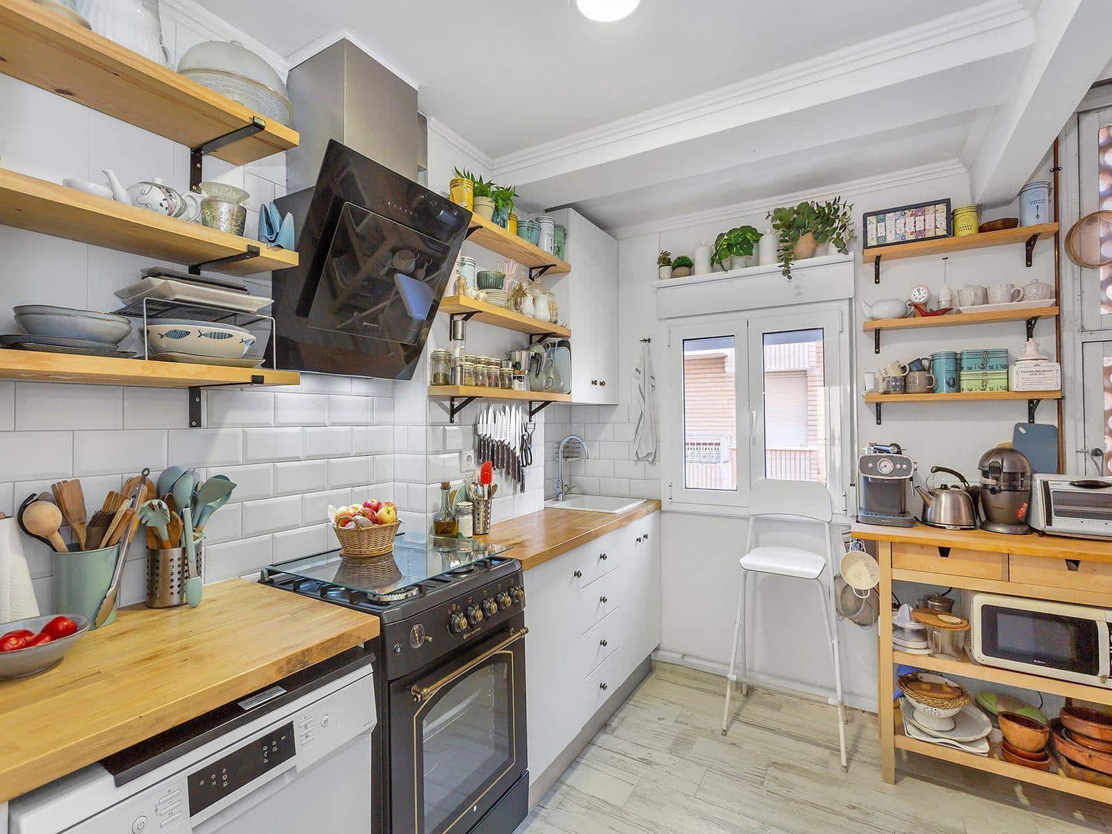 3 makuuhuone Huoneisto myytävänä paikassa Torrevieja mukana uima-altaan 
autotalli - 299 900 € (Ref: 8425653)