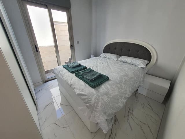 Chalet de 5 habitaciones en Los Altos en venta con piscina - 380.000 € (Ref: 8449506)