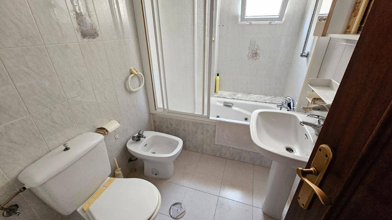 3 soveværelse Lejlighed til salg i Torrevieja - € 138.000 (Ref: 8585875)