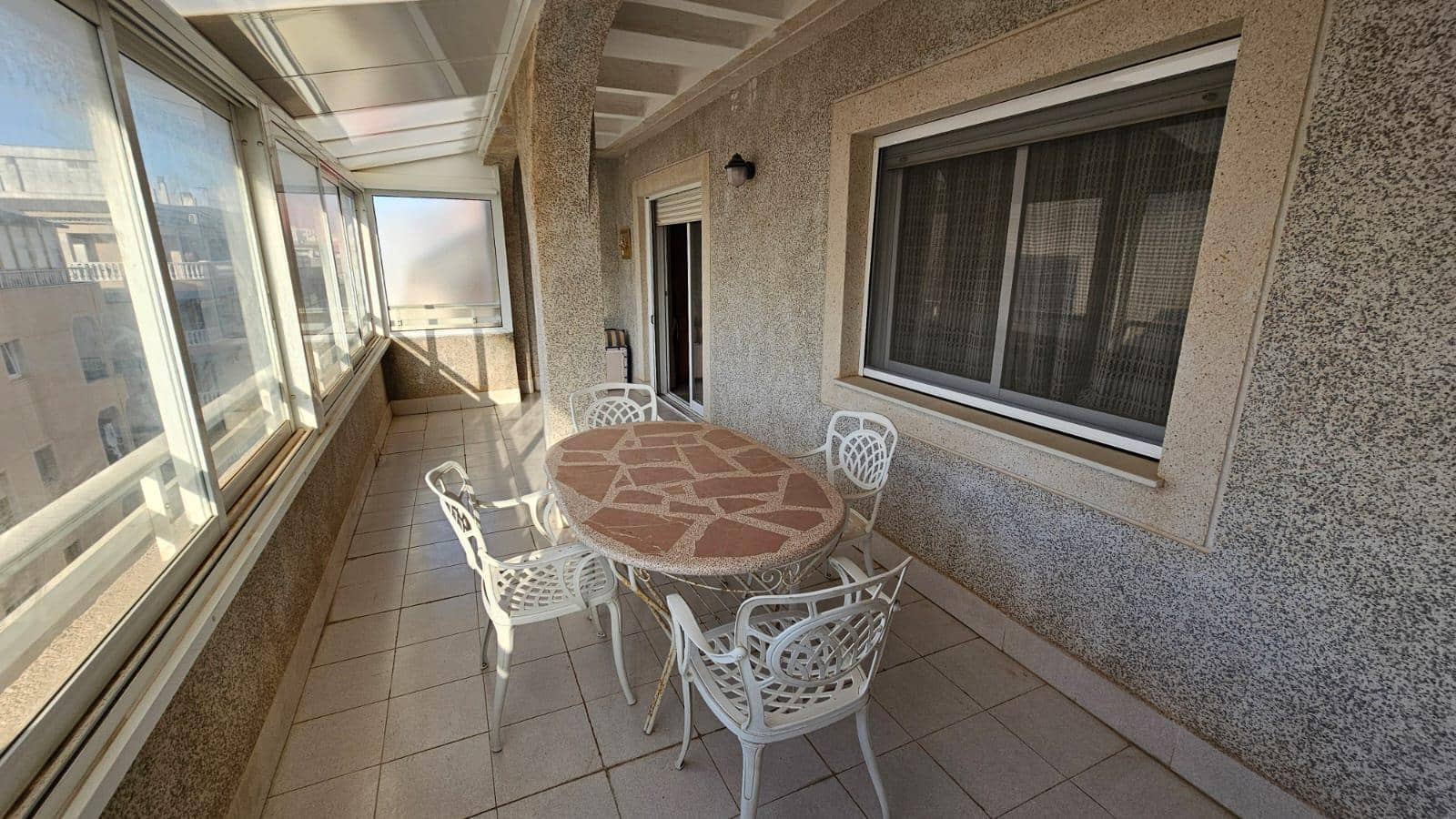 3 soveværelse Lejlighed til salg i Torrevieja - € 138.000 (Ref: 8585875)