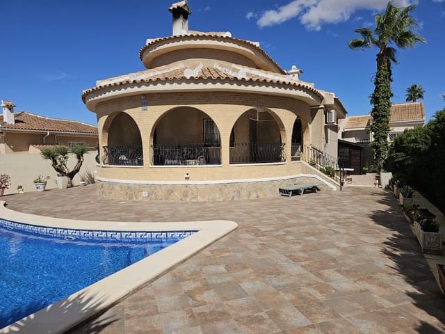 3 soveværelse Villa til salg i Monte Azul, Benijófar med swimmingpool - € 350.000 (Ref: 8697347)