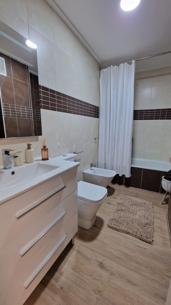 3 camera da letto Appartamento in vendita in Torrevieja - 220.000 € (Rif: 8697353)