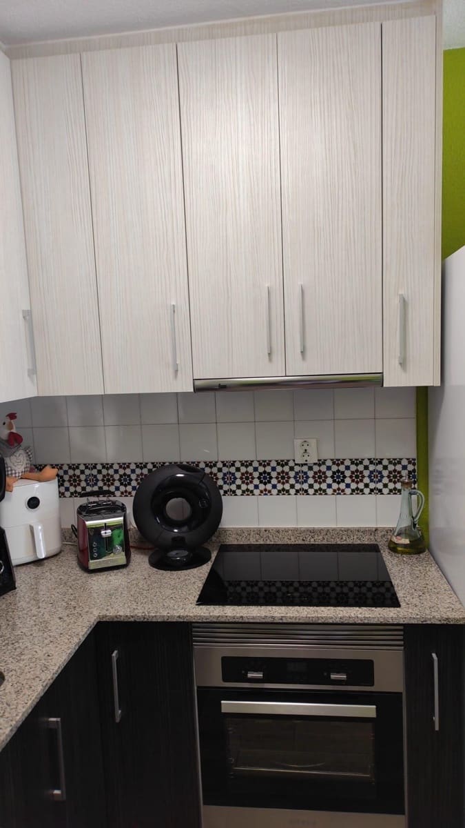 1 sypialnia Apartament na sprzedaż w Torrevieja z basenem - 93 000 € (Ref: 8697354)