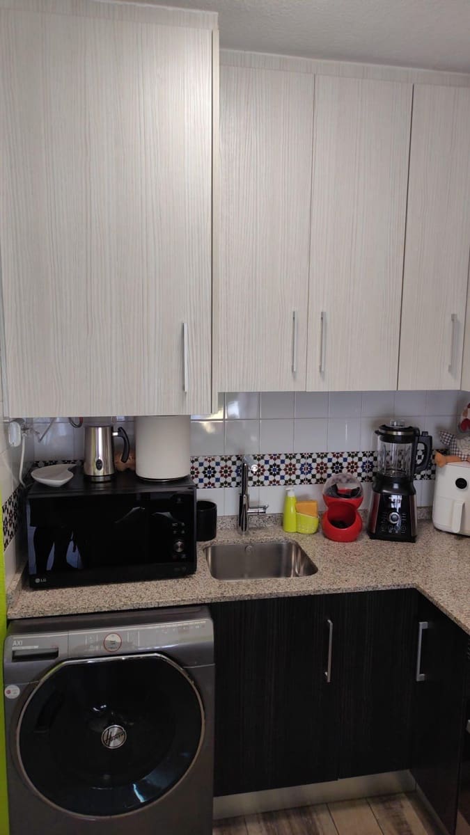 1 sypialnia Apartament na sprzedaż w Torrevieja z basenem - 93 000 € (Ref: 8697354)