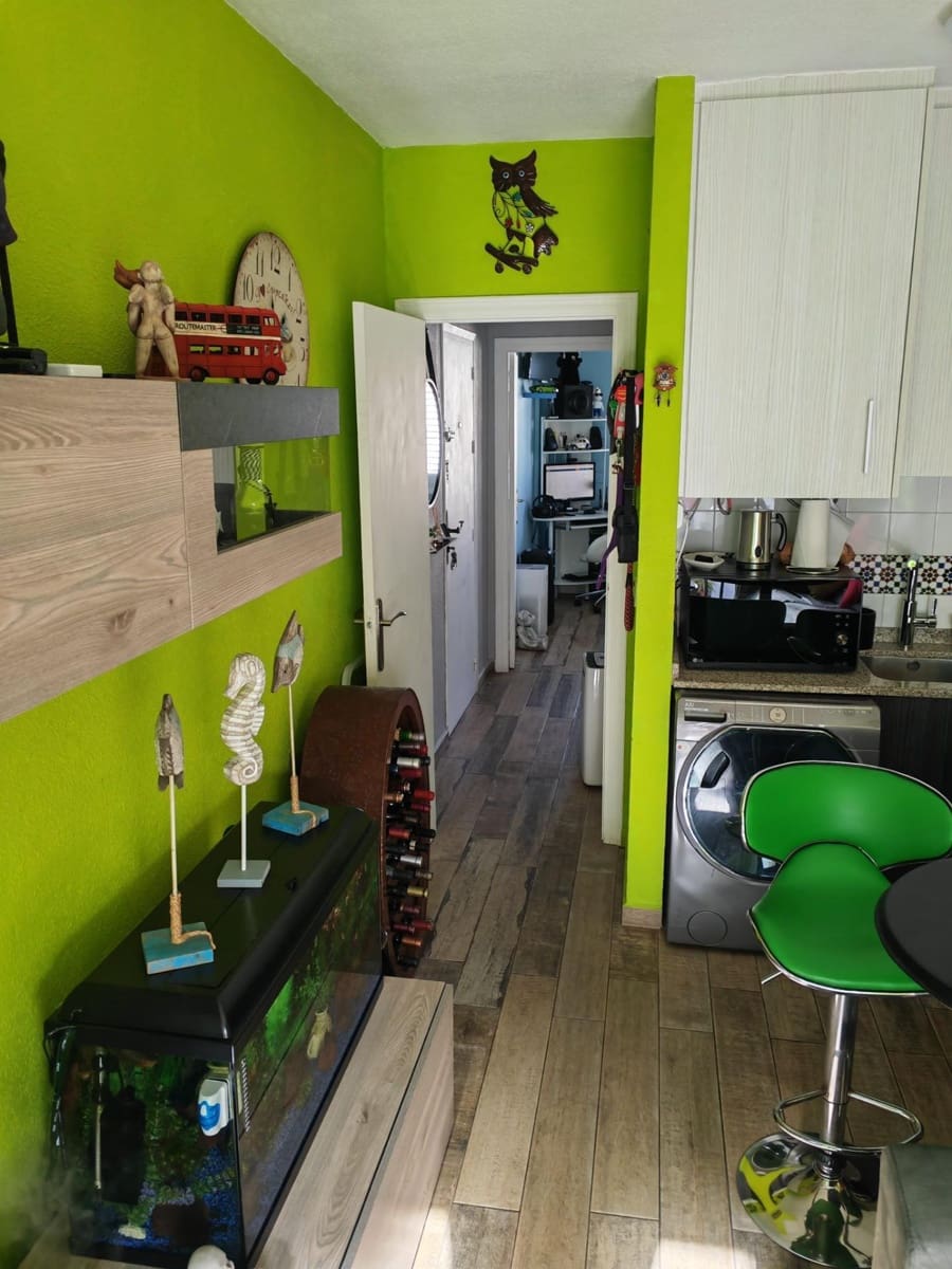 1 sypialnia Apartament na sprzedaż w Torrevieja z basenem - 93 000 € (Ref: 8697354)