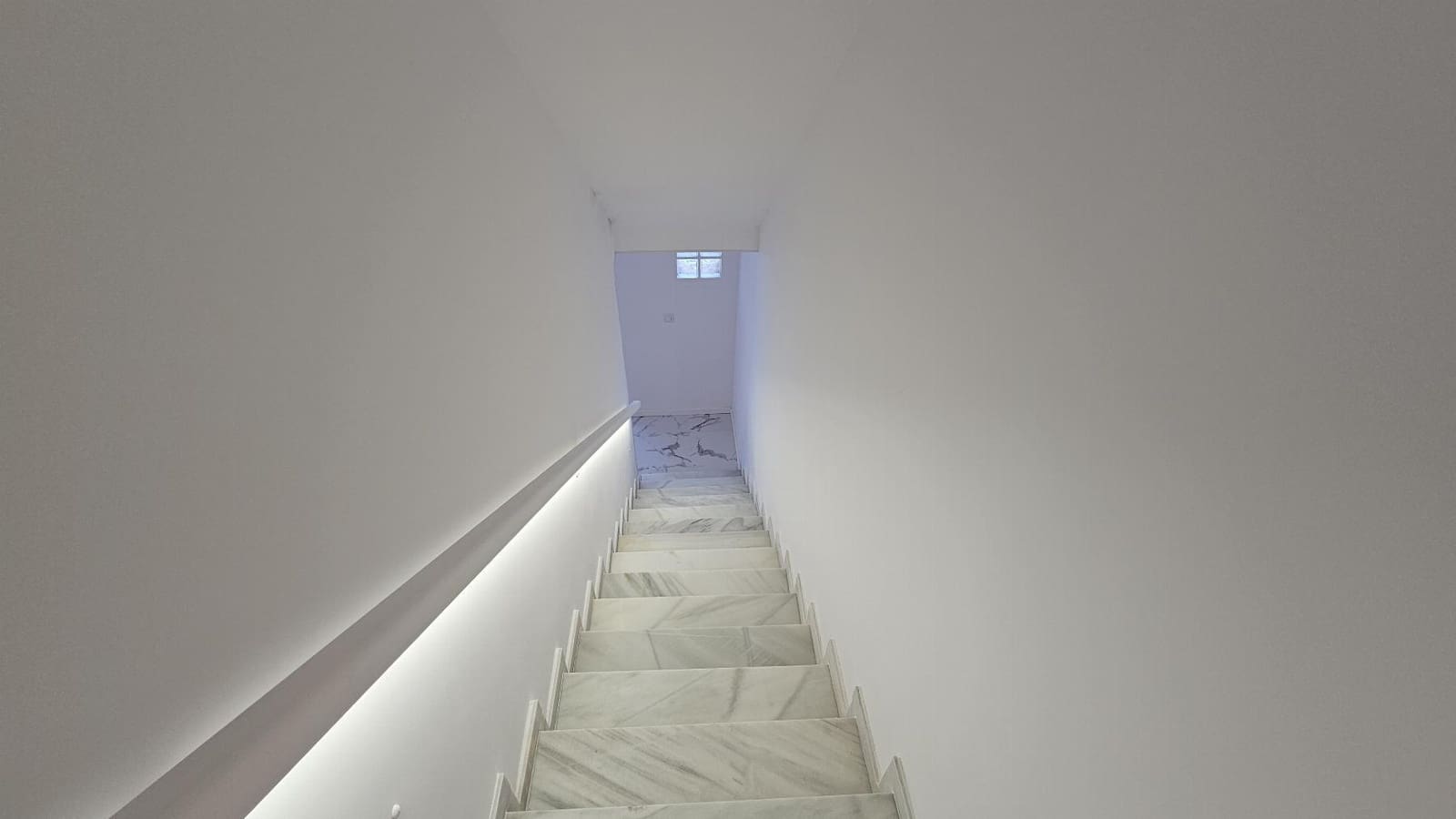 2 chambre Penthouse à vendre à Torrevieja avec piscine - 240 000 € (Ref: 8742683)