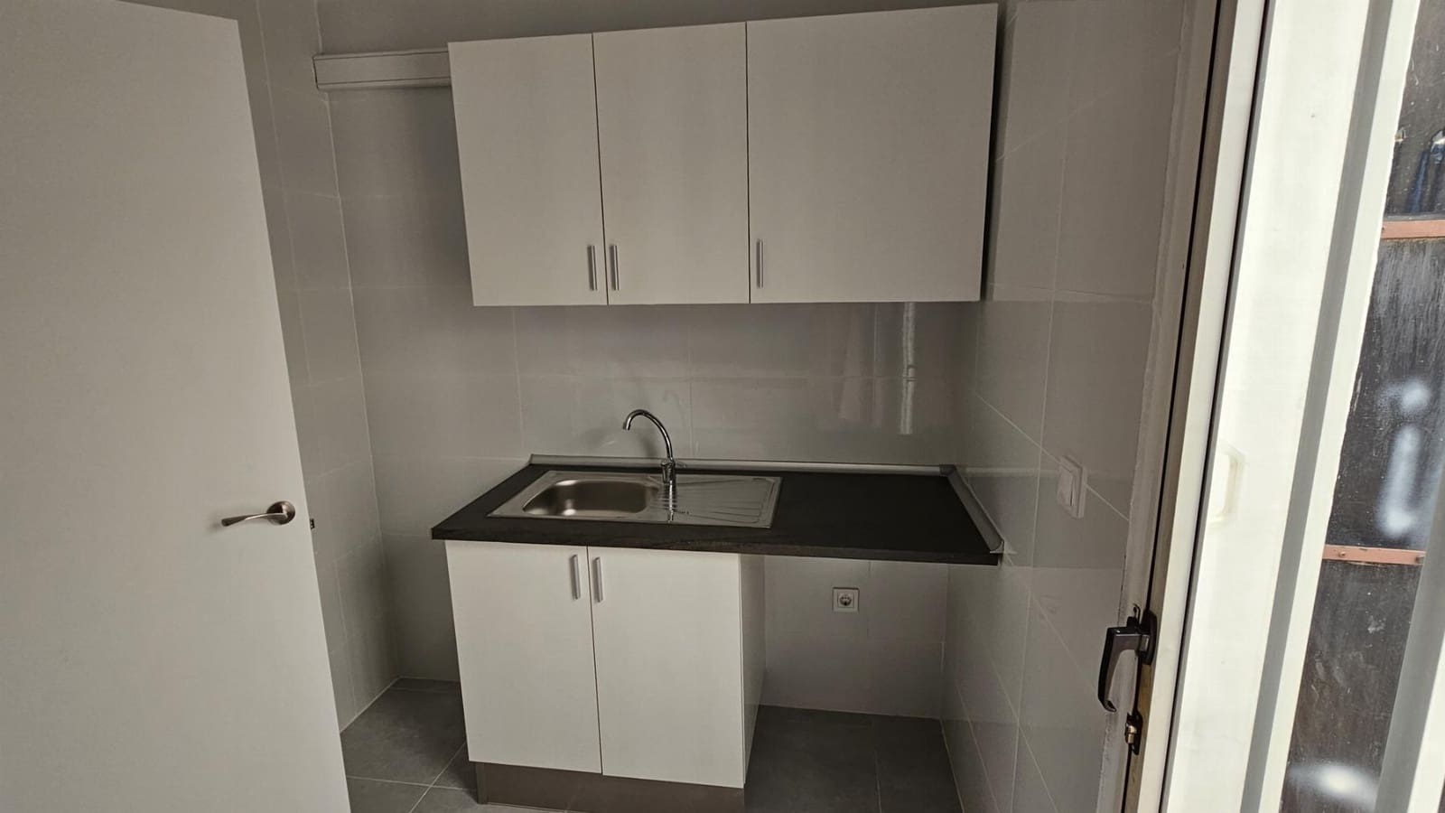 2 makuuhuone Bungalow myytävänä paikassa Torrevieja mukana uima-altaan - 125 000 € (Ref: 8742693)